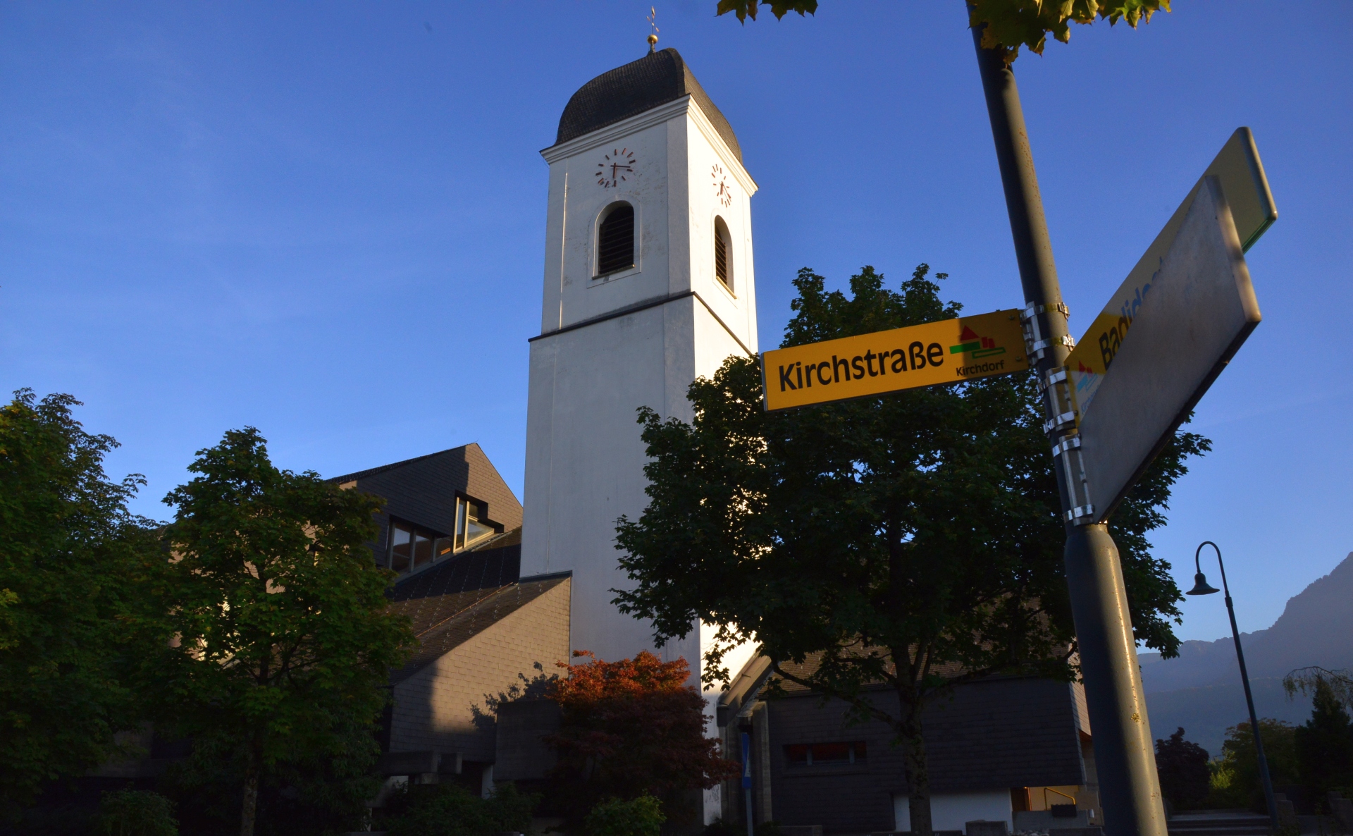 Pfarrkirche Göfis / Katholische Kirche Vorarlberg / Veronika Fehle